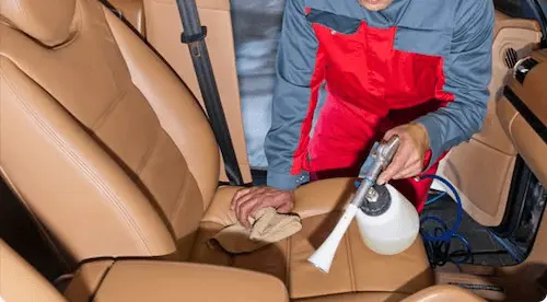 Čištění a péče o kožený interiér